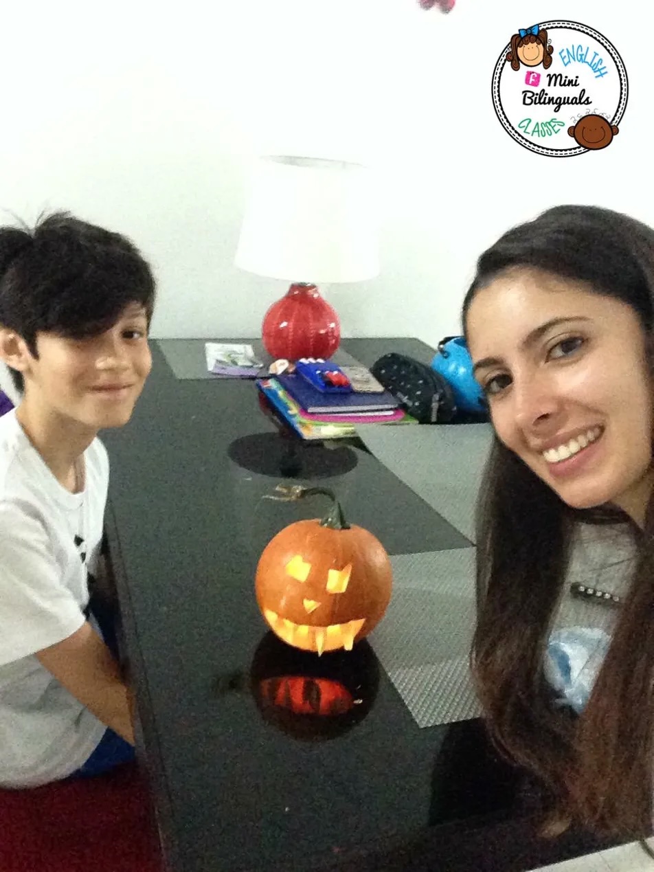 Halloween celebration with Mini Bilinguals teacher